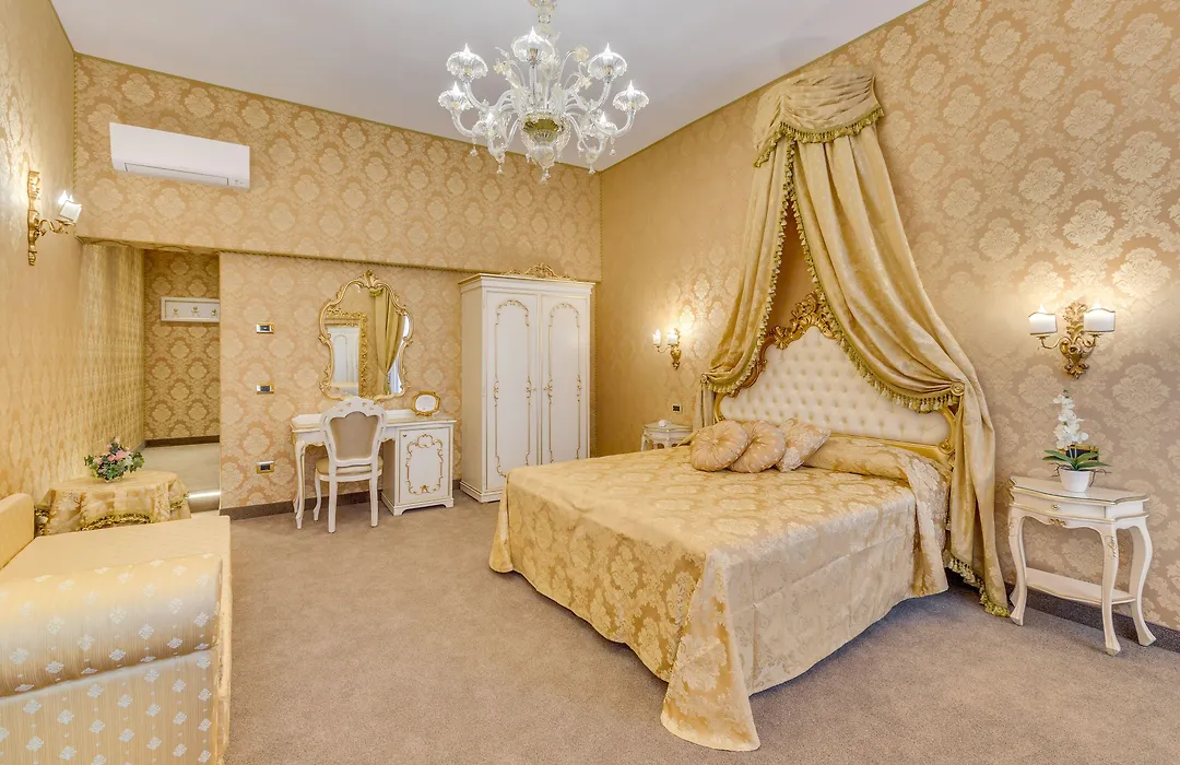 Residenza Veneziana-1